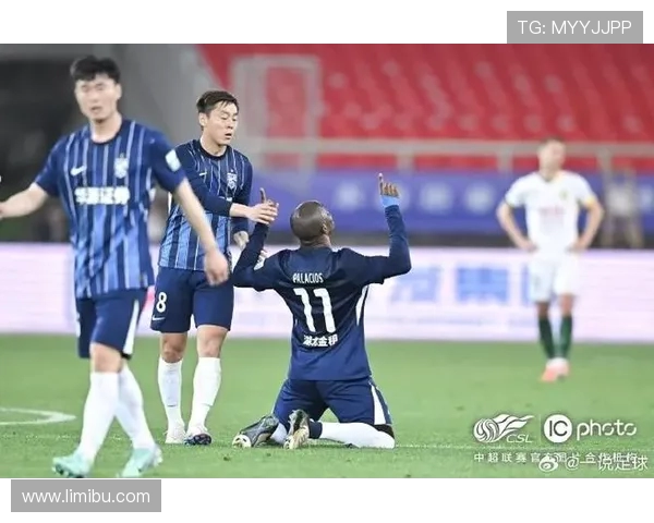 帕拉西奥斯一传一射定乾坤 武汉三镇客场 2-1 逆转深圳新鹏城(2)